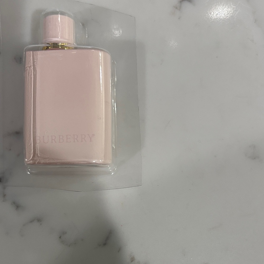 Burberry her intense miniature bottle